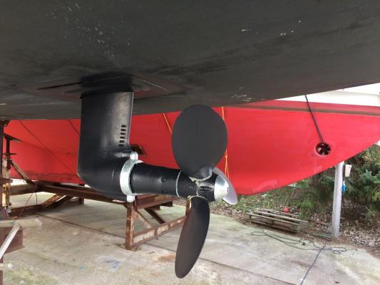 Die moderne Segelyacht hat zwei Anoden: Eine am Saildrive und eine an der Propellernabe
