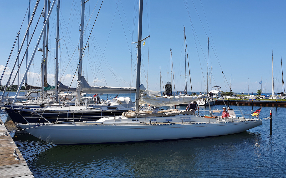 Schlanke und sportlich gesegelte Boote reagieren empfindlich auf Zuladung