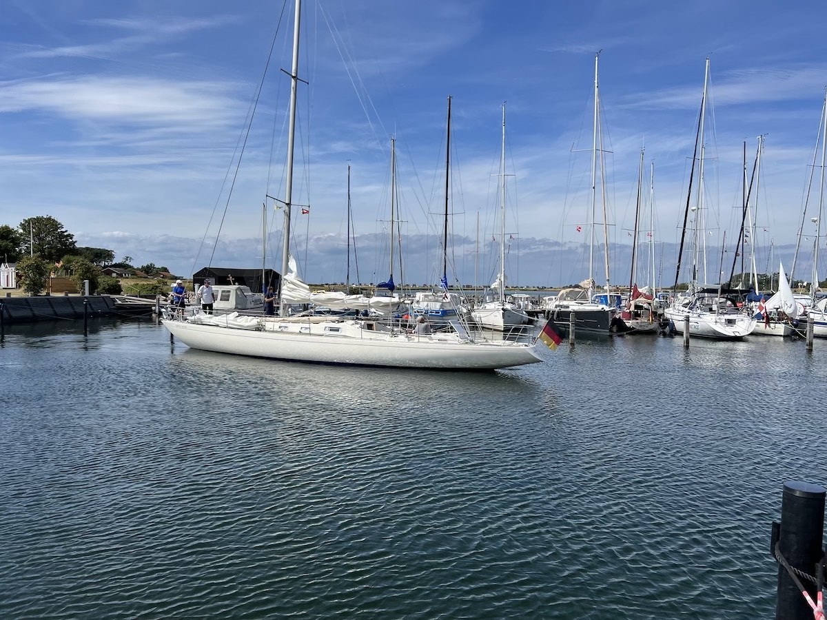 Liegeplatzsuche in &AElig;r&oslash;sk&oslash;bing