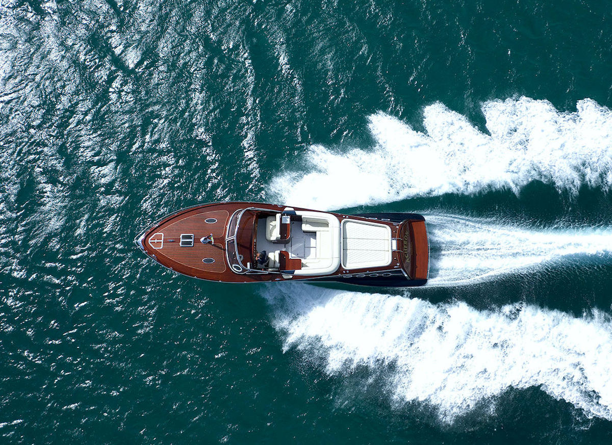 Das 42-Fu&szlig;-Modell Torpedo mit ausgekragtem Bug und k&uuml;hnem Barrel Back